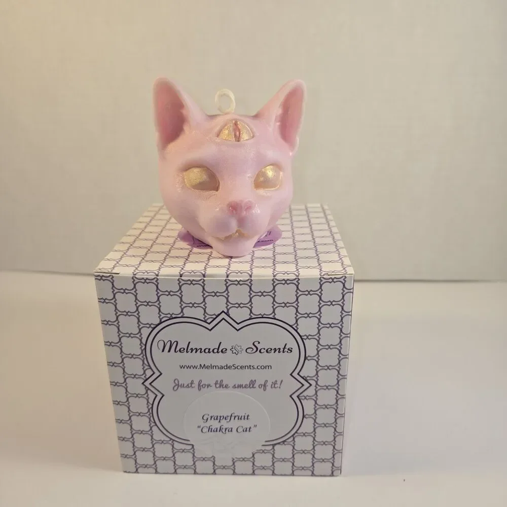 Melmade Scents Pink Lavender Cat Head Candle with Third Eye Grapefruit Chakra